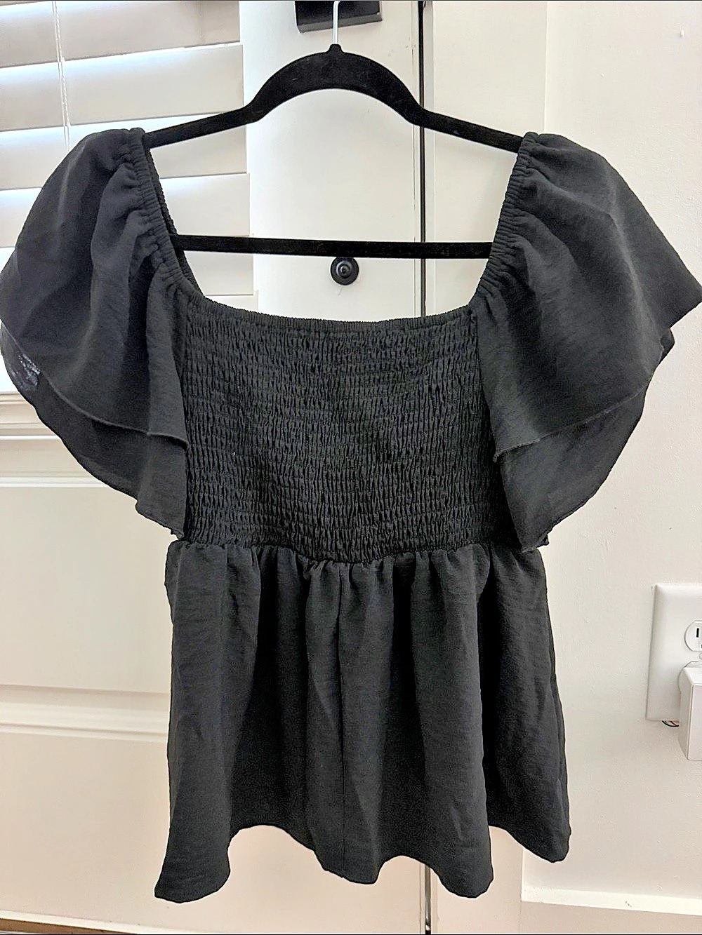 SHEIN Ruffle Trim Smock Top